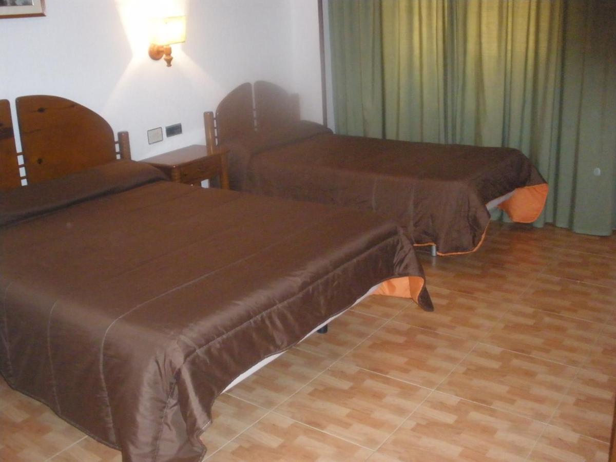Elena María Hotel