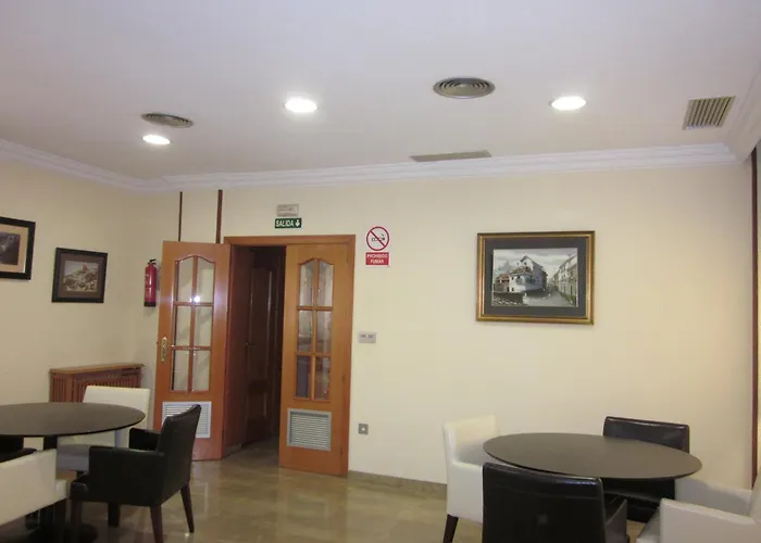Hotel Elena Maria